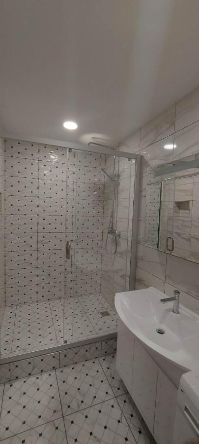 Trumpalaike Apartamentu Nuoma Centre Siauliai  Ngoại thất bức ảnh